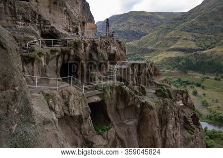 Vardzia Cave Monastery In Samtskhe-javakheti Region, Georgiavardzia Cave Monastery In Samtskhe-javak