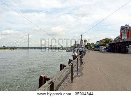 ดุสเซลด เยอรมนี