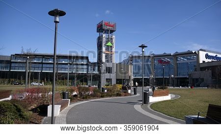 Warsaw, Poland. 1 April 2020. Westfield Arkadia Shopping Centre In Warsaw. Shopping Mall Completely 