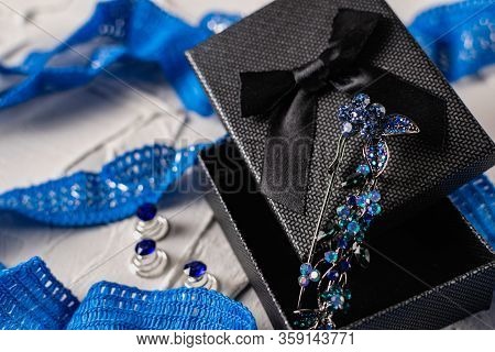 Beautiful Brooch With Blue And Aquamarine Stones And Rhinestones Of Different Sizes, Metal Base Pins