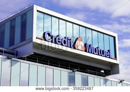 Credit Mutuel French Bank Logo Signage On Modern Office Building Facade Headoffice