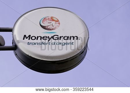 Bordeaux , Aquitaine / France - 10 28 2019 : Moneygram Sign Logo Shop Money Transfers Store Service 