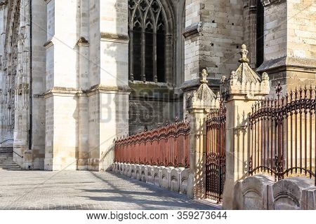 Beauvais Cathedral, The Cathedral Of Saint Peter Of Beauvais, Roman Catholic Church Is Of The Gothic
