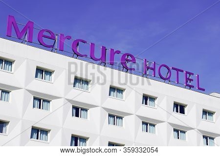 Bordeaux , Aquitaine / France - 10 28 2019 : Mercure Hotel Sign Building Facade In The Street