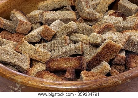 Croutons Isolated. Dried Bread, Crust. Bread Crumbs Isolated. Bread Dentil On A White Background.