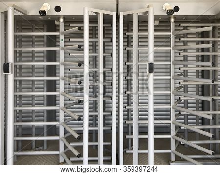 Brand New Closed Turnstiles With Ip Cameras