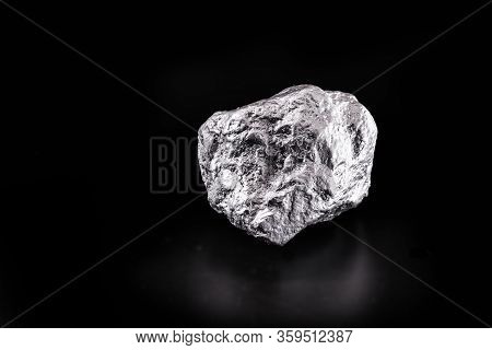 Palladium Is A Chemical Element That At Room Temperature Contracts In The Solid State. Metal Used In