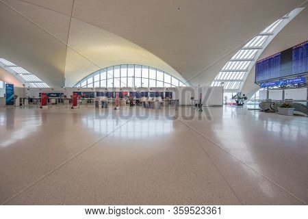 St.Louis International Airport Bridgeton Missouri, U.S.A, March 23rd 2020 : St Louis Airport empty at normal rush morning Time Due to Covid-19 outbreak