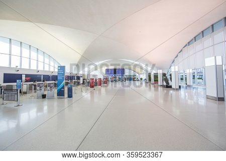 St.Louis International Airport Bridgeton Missouri, U.S.A, March 23rd 2020 : St Louis Airport empty at normal rush morning Time Due to Covid-19 outbreak