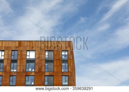 Sheffield England - April 05, 2020: A New Build Block In Sheffield With Rusty, Metal Cladding.