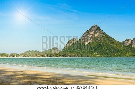 The Bay Of Ao Manao Beach At Prachuap Khiri Khan Province, Thailand The Bay Of Ao Manao Beach At Pra