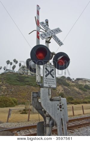 Ferrocarril cruzando en San Clemente