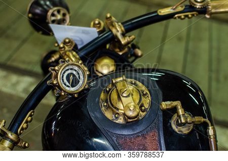 Wroclaw, Poland - August 11, 2019: Usa Cars Show: Close Up Of The Tank And Speedometer Of A Vintage 