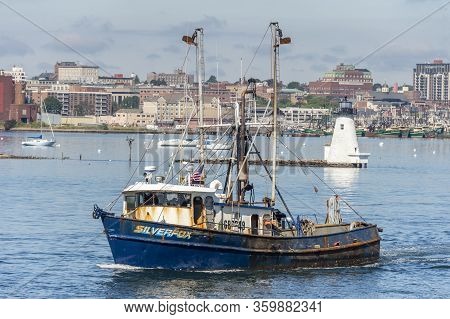 New Bedford, Massachusetts, Usa - September 15, 2018: Clammer Silverfox, Hailing Port Cape May, New 
