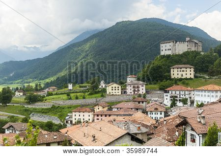 Castello di Stenico (trento)