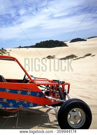 Sand Buggy Tour In The Dunes Of Oregon, Usa