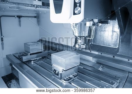 The Cnc Milling Machine Rough Cutting  The Injection Mold Parts By Face-mill  Tools. The Mold And Di