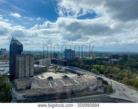 Atlanta, Ga/usa-3/21/20:  Condominiums And Corporate Buildings In The Buckhead District Of Atlanta, 