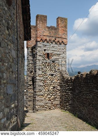 Ricetto Medieval Village In Candelo