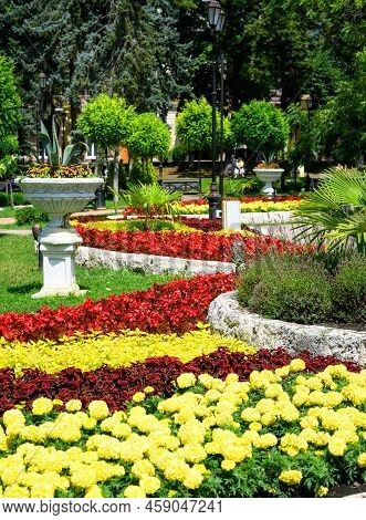Park Flower Garden In Pyatigorsk, Russia. Beautiful Landscape Of Pyatigorsk City Center In Summer. T