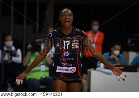 Istanbul, Turkey - February 15, 2022: Yossiana Breann Pressley In Vakifbank Vs Asptt Mulhouse Cev Ch