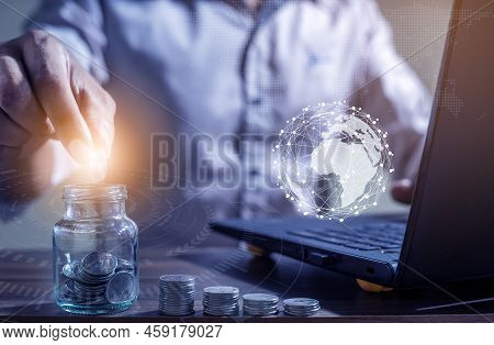 Investor Savings Concept, Online Investment Savings, Online Stock Investors, Internet Financial Tran