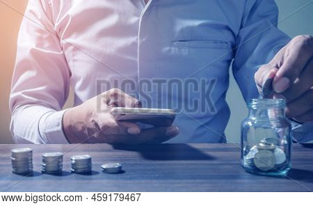 Online Banking Savings Concept, Online Investment Savings, Online Stock Investors, Internet Financia