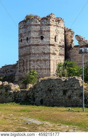 Istanbul, Turkey - September 14, 2017: This Is One Of The Towers Of The Ruins Of The Ancient Fortres