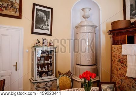 Slatinany, Czech Republic, 17 April 2022:  Castle Chateau Representative Interior With Baroque Woode