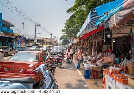 Rayong Province, Thailand - 10 Apr 2022, Environment Of Souvenir And Local Food Shop, It's Retail Ar