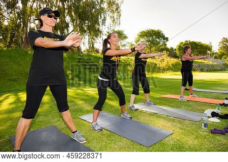 Woman's Outdoor Fitness And Strength Bootcamp