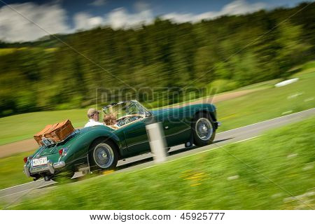 ビンテージ車
