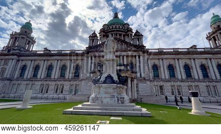 Belfast City Hall In The City Center - Ireland Travel Photography