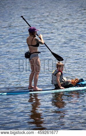 Wausau, Wisconsin, Usa, July, 30, 2022: 8th Annual Paddle Pub Crawl On Lake Wausau And The Wisconsin