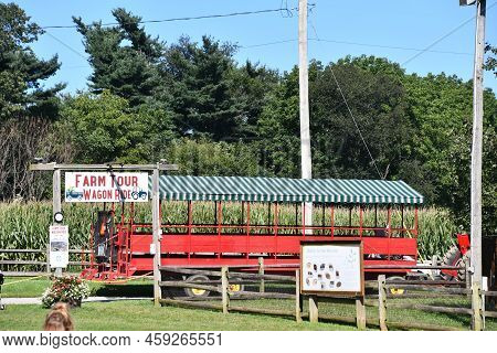 Ronks Pa - Sep 4: Cherry Crest Adventure Farm In Ronks, Pennsylvania, As Seen On Sep 4, 2021.