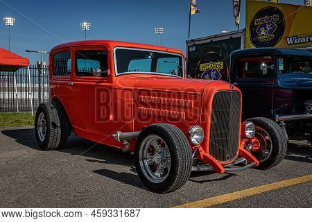 Lebanon, Tn - May 13, 2022: Low Perspective Front Corner View Of A 1932 Ford Tudor Highboy Sedan At 