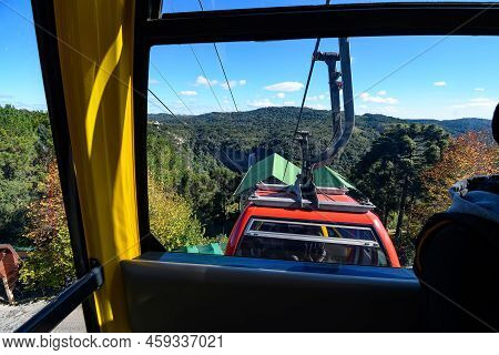 Canela, Rs, Brazil - May 20, 2022: View Of The Bondinhos Aereos, Parques Da Serra, Tourist Destinati