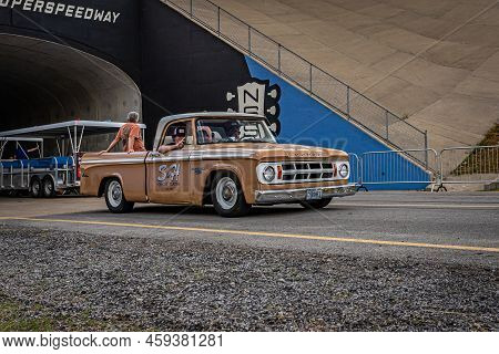 Lebanon, Tn - May 14, 2022: Wide Angle Front Corner View Of A 1968 Dodge D100 Pickup Truck Driving O