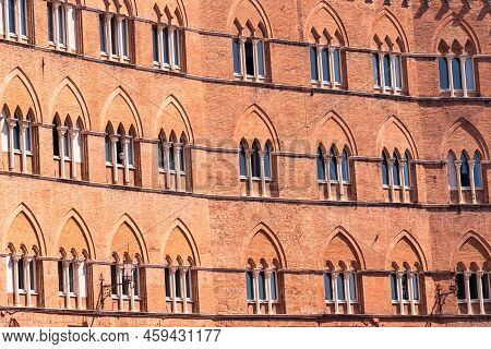 House Facade At The Campo Square In Siena