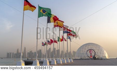 Fifa World Cup Qatar 2022 Official Countdown Clock At The Corniche