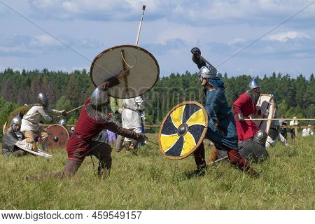 Tverskaya Region, Russia - July 24, 2022: Duel Of A Byzantine Warrior And A Young Viking. A Fragment