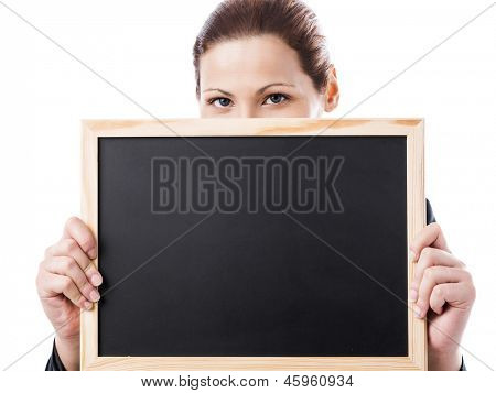 Retrato de uma mulher de negócios bonita e sexy segurando uma placa shalk