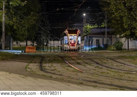 Moscow August 08 2022, Transport In The Metropolis Night, Night Tram Routes In Moscow. High Quality 