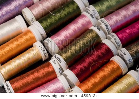 Colorful Thread Small Side1