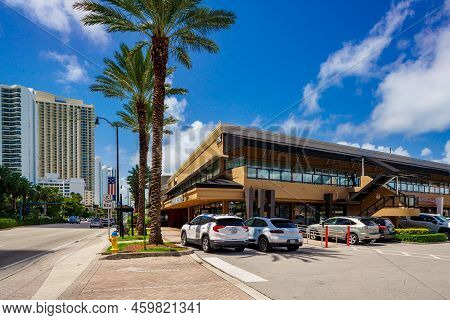 View South On Collins Avenue From Rk Center Sunny Isles Beach Fl