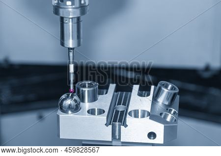 The Cmm Probe Calibration Operation With Sphere Ball Part.

The Quality Control Of Automotive Parts 