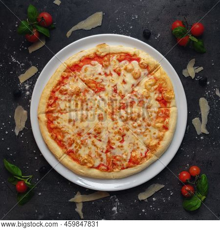 Traditional Italian Margharita Style Pizza - Top Down