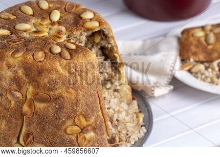 Turkish Perde Pilavi. Drape Pilaf With Chicken, Almond And Raisin. A Local Flavor Rice From Siirt Re