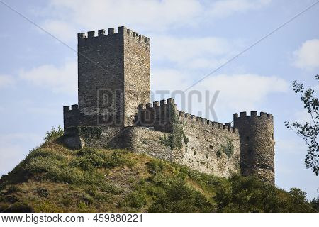 Dorias (lugo, Spain), August 11, 2022. Castle. Medieval Construction Of The Region Of Galicia, In Th