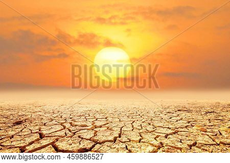 The Ground Is Dry The Rain Did Not Fall For A Long Time. Because Of Global Warming. 
Concept Of Glob